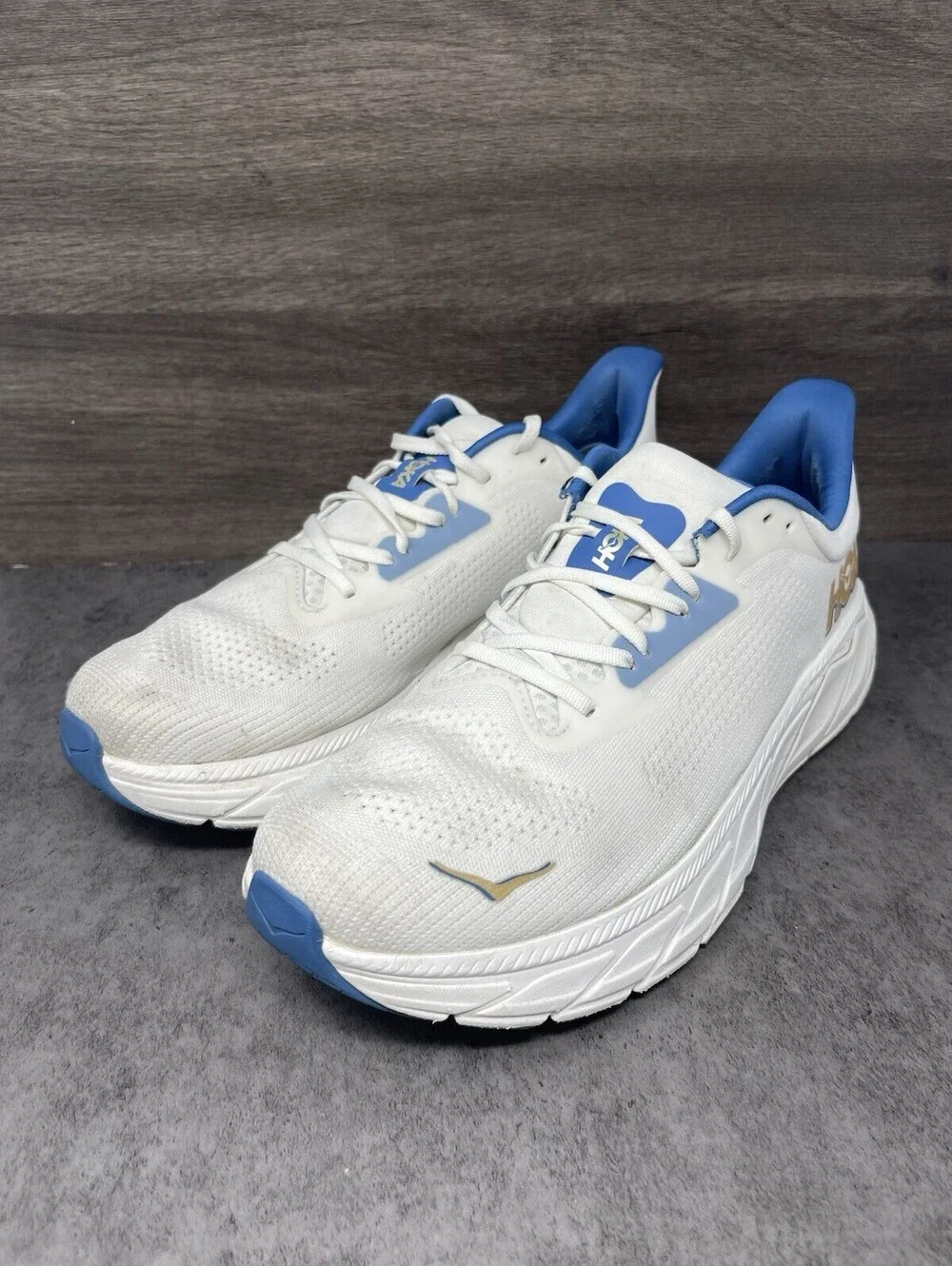HOKA Arahi 7 Mens Size 12 White Virtual Blue Stability Running Walking Shoes